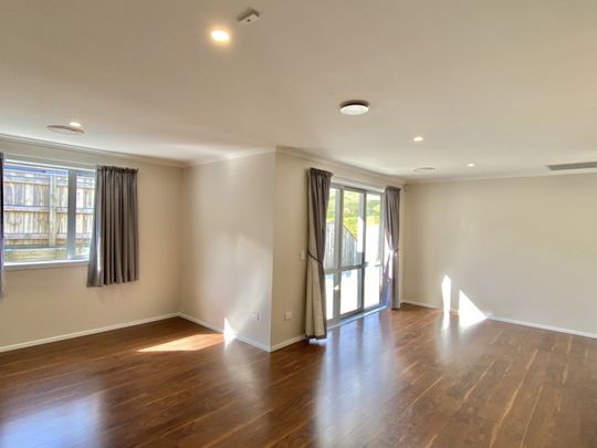 106 Melksham Drive, Churton Park - Photo 1