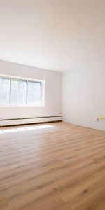 Montréal – 1 MOIS GRATUIT – 3 1/2 et 4 1/2 Côte-des-Neiges Frigo, poêle inclus - Photo 4