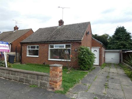 3 bedroom detached bungalow to rent - Photo 4