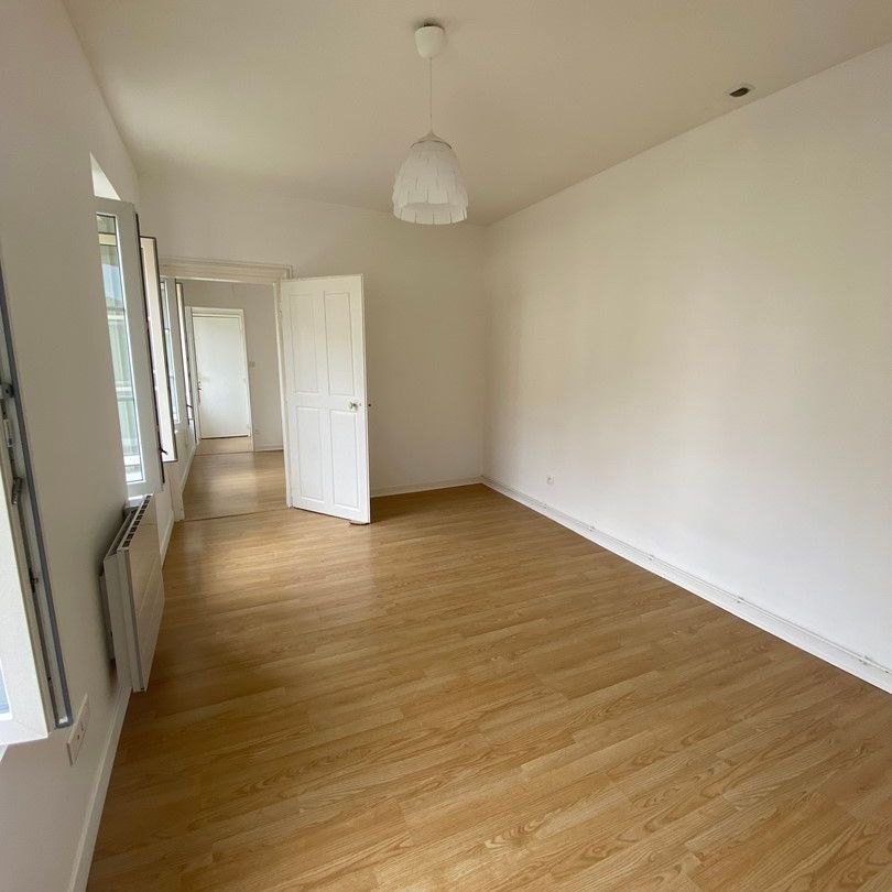 Location Appartement 1 pièce 30m² - Photo 1