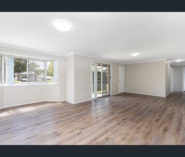 Freshly Renovated Family Home - Photo 1