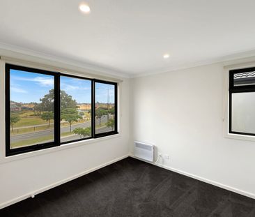 🏡 Brand New 3-Bedroom house in Wollert - Photo 1