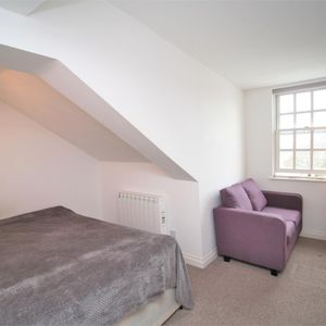 Woodside, Plymouth - Photo 2