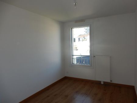 Location Appartement 4 pièces 90m² AIX LES BAINS 73100 - Photo 3