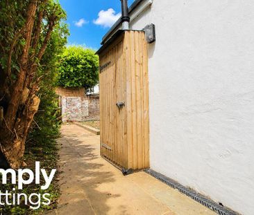 Studio to rent - Photo 6