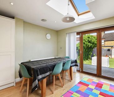 3 bedroom terraced house to rent - Photo 4