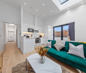 London Road - Photo 1