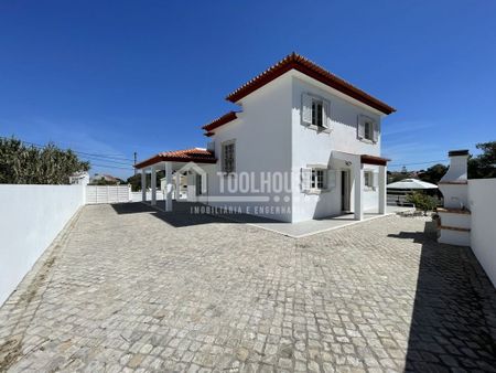 3 bedroom luxury House for rent in Sesimbra, Distrito de Setúbal - Photo 3