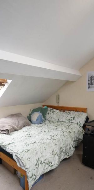Flat D, 364 High Street - Photo 1