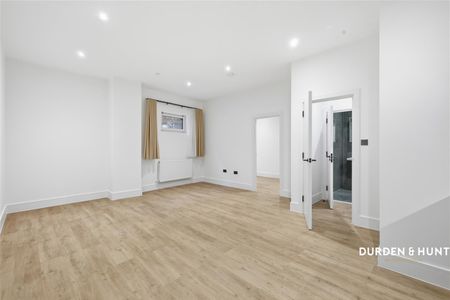 St. Johns Street, Colchester - Photo 2