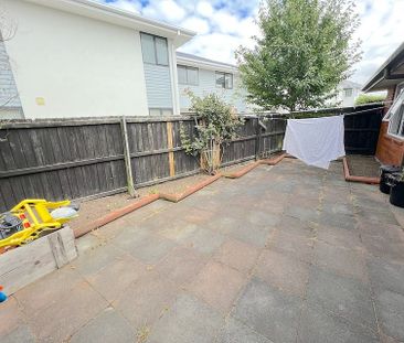 A front townhouse in excellent condition. - Photo 3