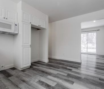 Beau 4 1/2 au 1er étage disponible le 1er juillet 2026. - Photo 3