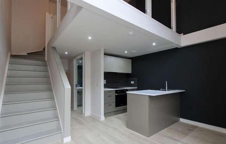 Dixie, Cardiff Bay, CF10 - Photo 4