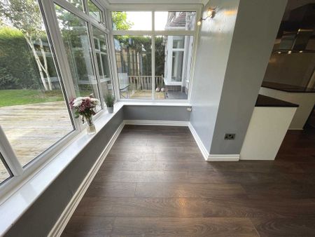 Lees Road, Ashton Under Lyne - Photo 2