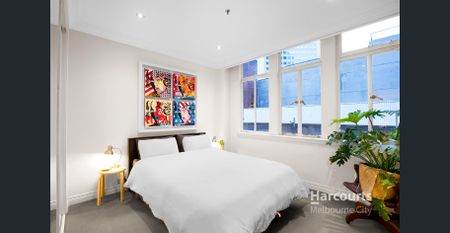 Corner Heritage Gem! - Photo 3