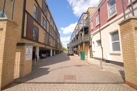 Chiltonian Mews, London, SE13 - Photo 4