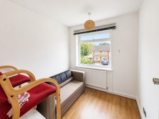 3 bedroom semi-detached house to rent - Photo 1