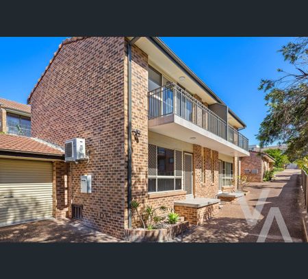 3/5 Charles Street, Charlestown, NSW 2290 - Photo 4