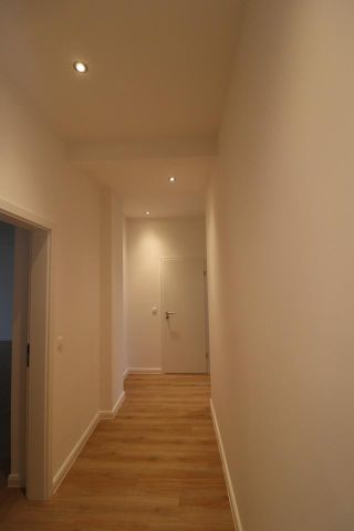 Ab 01.01.2026! Großzügige 1-Raum-Wohnung mit Aufzug am Wilhelmsplatz! - Photo 5