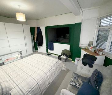 2 bedroom semi-detached bungalow to rent - Photo 5