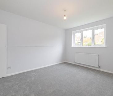 4 bedroom detached house to rent - Photo 5