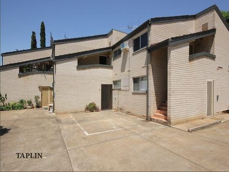 7/3 Steuart Place, North Adelaide - Photo 3