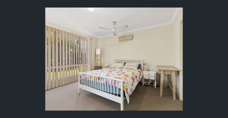 LARGE FAMILY HOME IN FOREST GARDENS - Photo 2