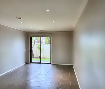 Low-Maintenance 2 Bed with BIRs, 2 Bath with Ensuite and Ducted Hea... - Photo 1