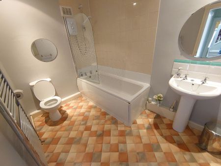 Holland Street, Fairfield. - Photo 4