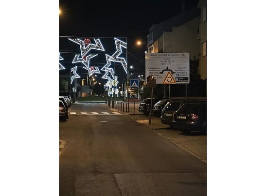 Rua Elias Garcia, Queluz, Lisbon 2700-488 - Photo 1