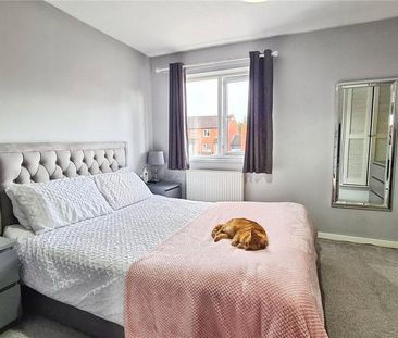 2 bedroom terraced house to rent - Photo 2