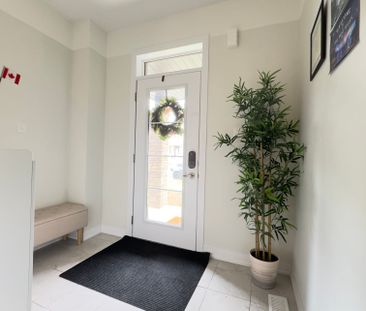 For Lease - 20 Velvet Way, Thorold, Ontario - Photo 2