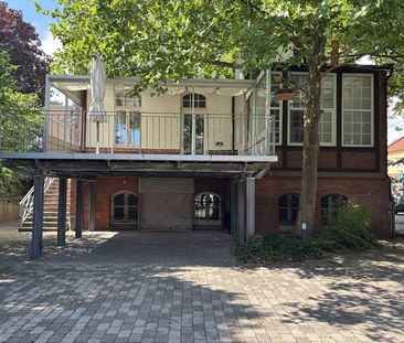 Stilvolle Altbauwohnung in attraktiver Stadtlage mit Wintergarten u... - Photo 1