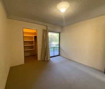 Desirable Doluglas - Photo 3