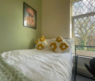 1 bedroom in a house share to rent - Photo 5