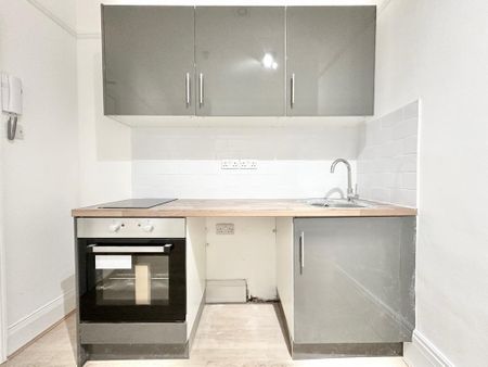 Studio to rent - Photo 3