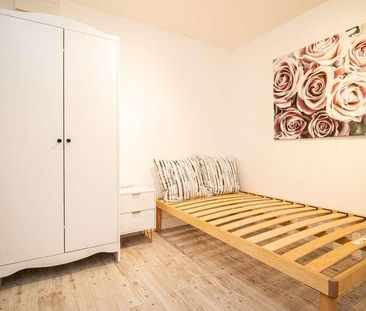 Tangmere Drive, Radyr Way, CF5 - Photo 2