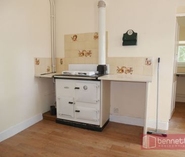 £1,000 PCM - Photo 3