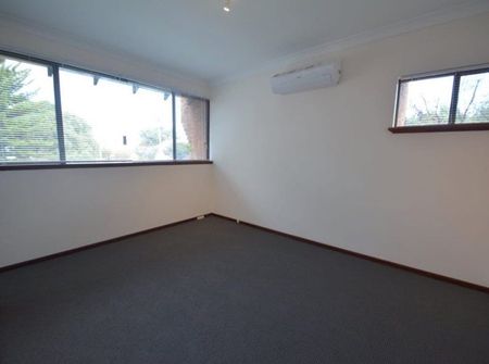 2 Aranda Place, Leederville WA 6007 - House For Rent | Domain - Photo 4