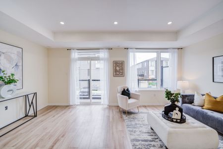 For Lease - 99 Crimson Forest Drive, Vaughan, Ontario - Photo 3