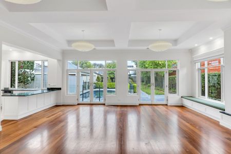 6-8 Month lease term Spacious Character Family Home in Prestigious North Adelaide Location - Photo 3