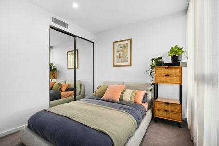 Luxurious Furnished Two Bedroom Apartment in Parkes - Photo 5