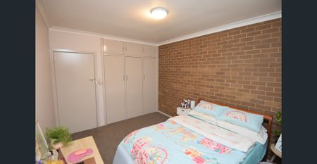 Close to Hospital - Photo 5