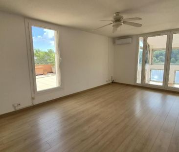 Location Appartement 3 pièces 140m² SOPHIA ANTIPOLIS 06560 - Photo 3
