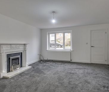 4 bedroom detached house to rent - Photo 2