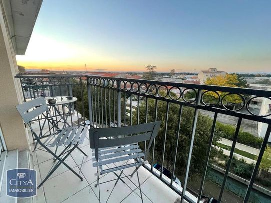 Location Appartement 2 pièces 51m² CHATEAURENARD 13160 - Photo 1