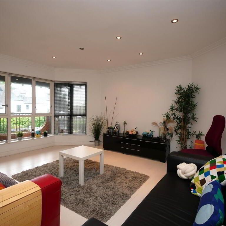 33 Hampton Manor, Hampton Park, Belfast, BT7 3EL - Photo 1