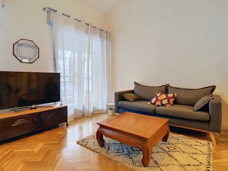 T1 MEUBLÉ - 45 m2 - BALCON - PARKING - 69009 LYON - Photo 2