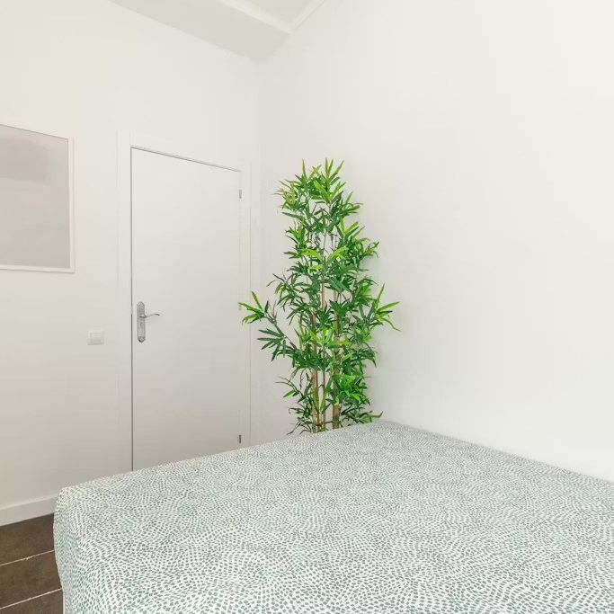 Carrer del Rosselló, Barcelona, Catalonia 08008 - Photo 1