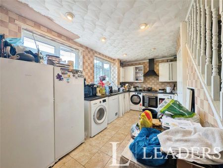 1 bedroom property to rent Northbrooks, Harlow, Essex, CM19 - Photo 4